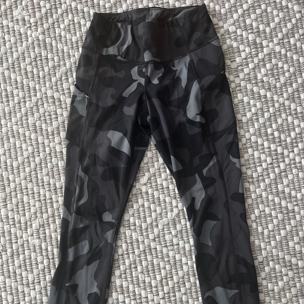 Athleta camo leggings